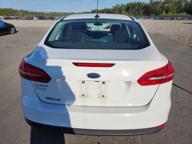 1FADP3E28JL318365 - 2018 FORD FOCUS S 白色 照片 6