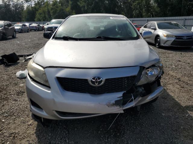 2T1BU4EE3AC297541 - 2010 TOYOTA COROLLA BASE فضي صورة 5