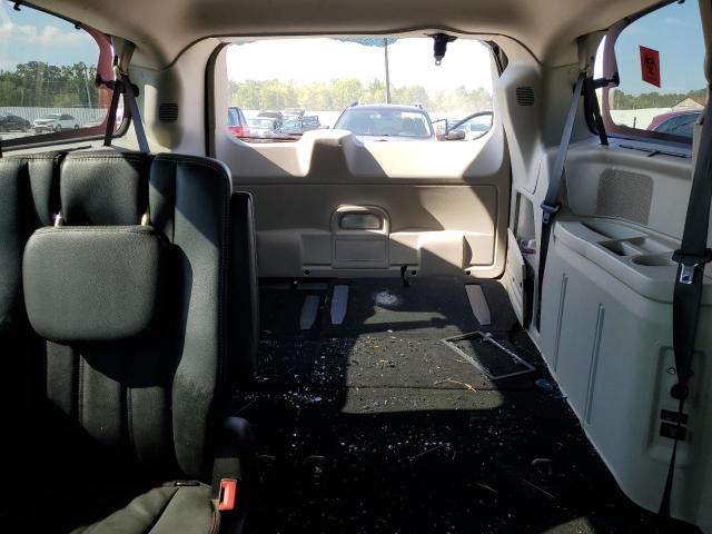 2C4RC1BG0GR239224 - 2016 CHRYSLER TOWN & COU TOURING RED photo 10