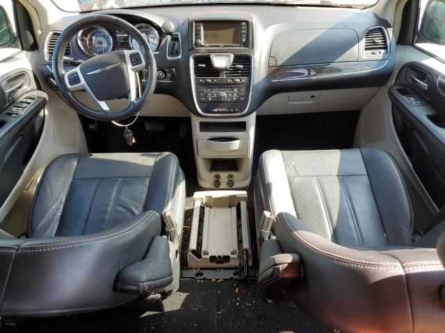 2C4RC1BG0GR239224 - 2016 CHRYSLER TOWN & COU TOURING RED photo 8