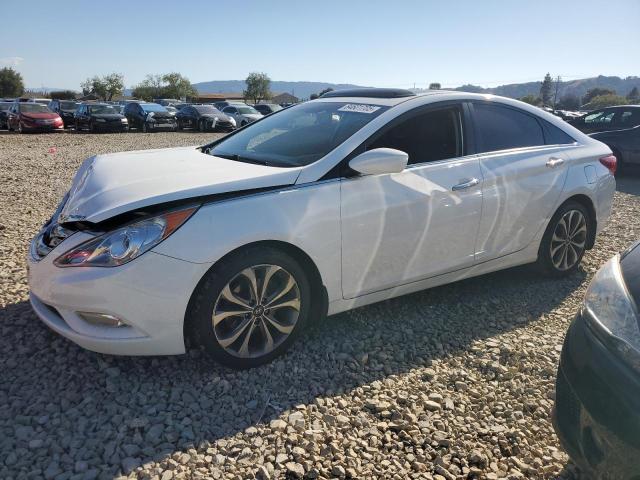 2013 HYUNDAI SONATA SE, 