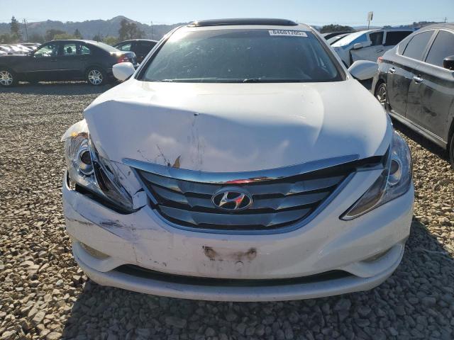 5NPEC4AB2DH665172 - 2013 HYUNDAI SONATA SE Weiß Foto 5