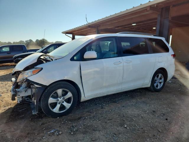 2012 TOYOTA SIENNA LE, 