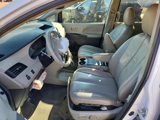 5TDKK3DC3CS180181 - 2012 TOYOTA SIENNA LE أبيض صورة 7