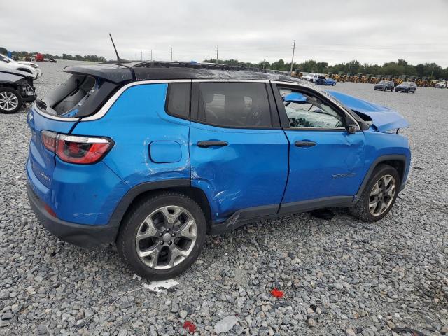 3C4NJCCB3JT124043 - 2018 JEEP COMPASS LIMITED BLUE photo 3