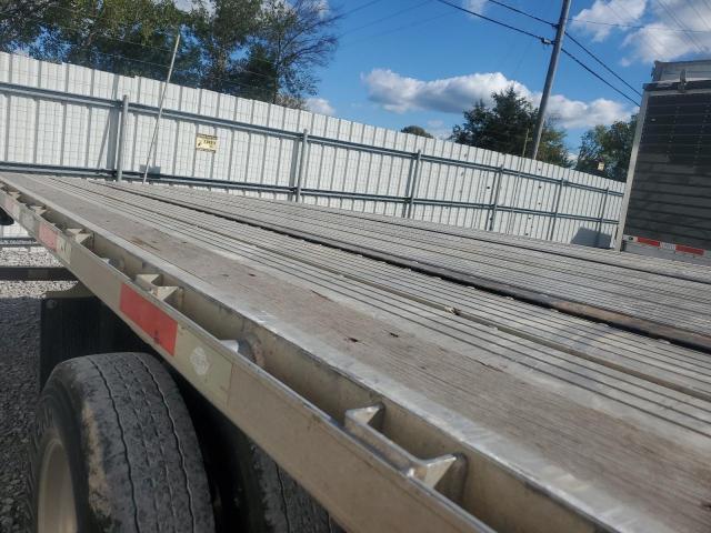 1UYFS2532K5847743 - 2019 UTILITY UNKNOWN SILVER photo 6