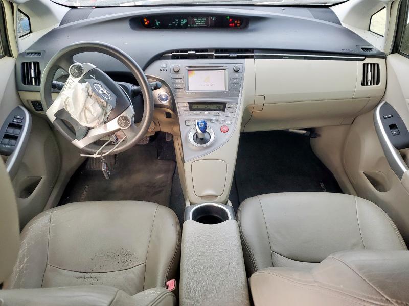 JTDKN3DU2D1726757 - 2013 TOYOTA PRIUS RED photo 8