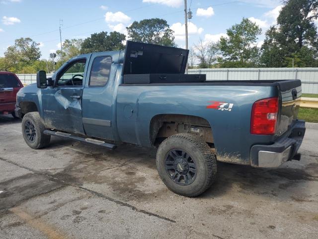 1GCHK29K97E574543 - 2007 CHEVROLET SILVERADO K2500 HEAVY DUTY BLUE photo 2