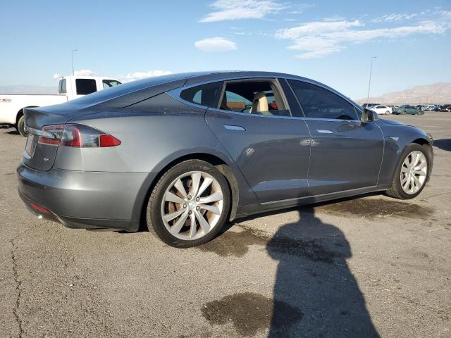 5YJSA1S16EFP33227 - 2014 TESLA MODEL S Grau Foto 3