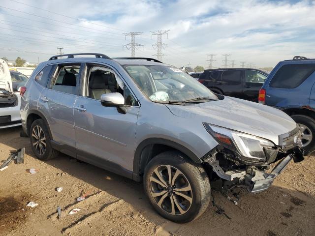 JF2SKAPC6PH460690 - 2023 SUBARU FORESTER LIMITED Արծաթագույն լուսանկար 4