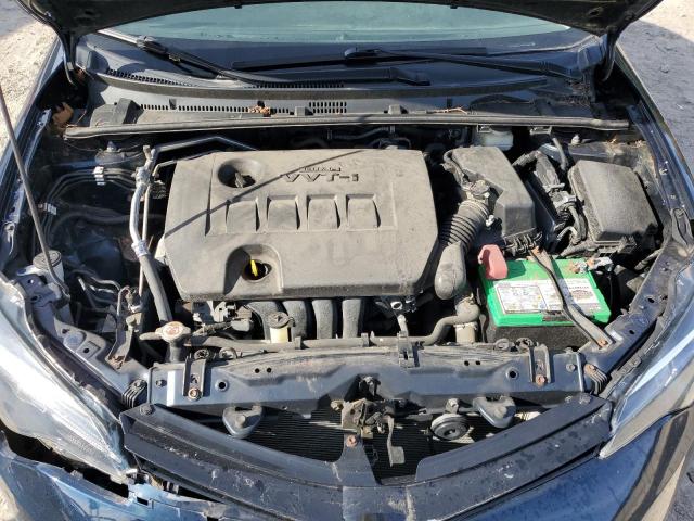 2T1BURHE4JC009261 - 2018 TOYOTA COROLLA L Көк фото 11