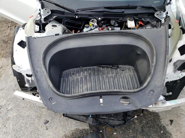 5YJ3E1EA3SF971858 - 2025 TESLA MODEL 3 WHITE photo 11