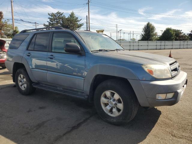 JTEBT14R930003283 - 2003 TOYOTA 4RUNNER SR5 BLUE photo 4