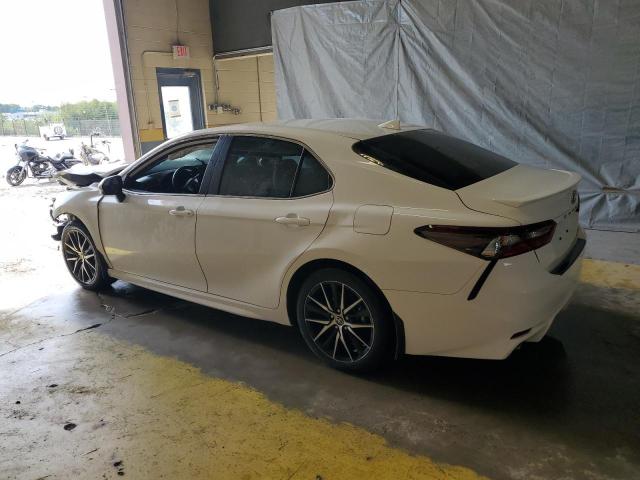 4T1G31AK5RU629136 - 2024 TOYOTA CAMRY SE NIGHT SHADE WHITE photo 2