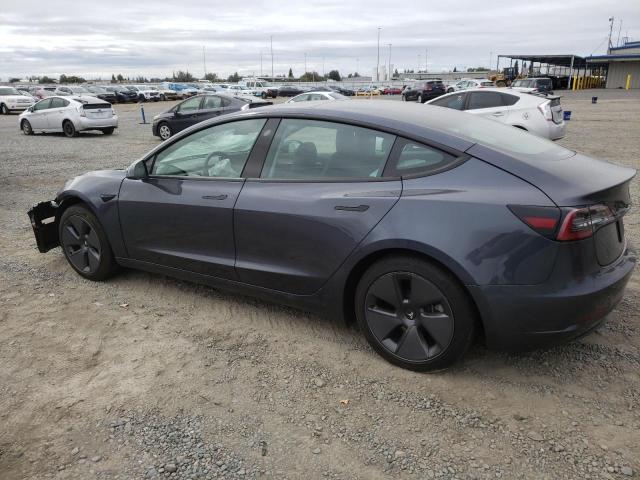 5YJ3E1EAXPF395645 - 2023 TESLA MODEL 3 灰色 照片 2