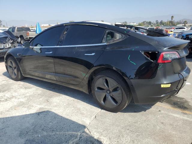 5YJ3E1EA9LF611186 - 2020 TESLA MODEL 3 BLACK photo 2
