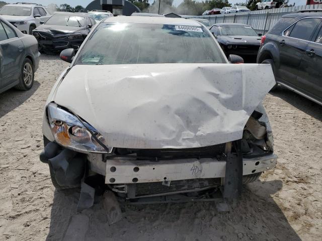 1G1ZS52855F294431 - 2005 CHEVROLET MALIBU WHITE photo 5