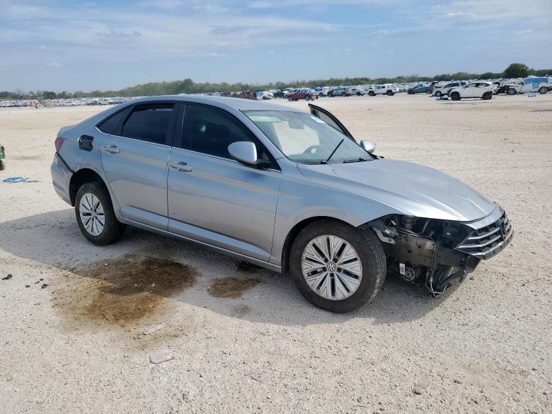 3VWCB7BU6KM242711 - 2019 VOLKSWAGEN JETTA S SILVER photo 4