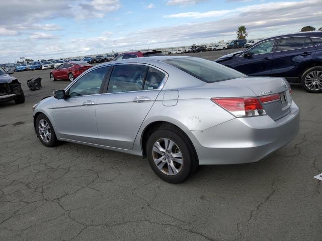 1HGCP2F44CA187211 - 2012 HONDA ACCORD LXP 银色 照片 2