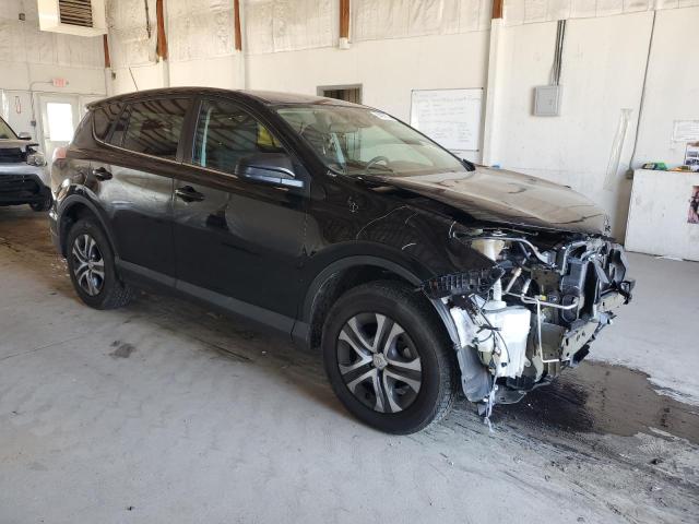 2T3ZFREV8HW389329 - 2017 TOYOTA RAV4 LE შავი ფოტო 4