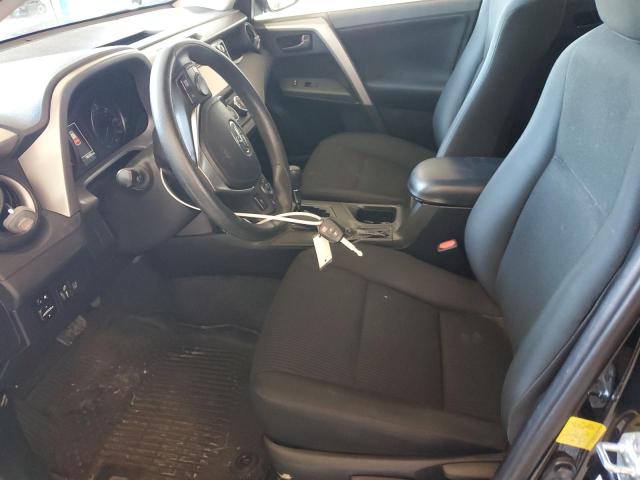 2T3ZFREV8HW389329 - 2017 TOYOTA RAV4 LE შავი ფოტო 7
