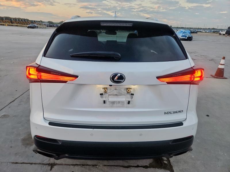 JTJYARBZ8J2109843 - 2018 LEXUS NX 300 BASE თეთრი ფოტო 6