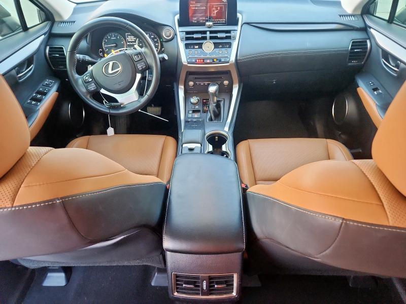 JTJYARBZ8J2109843 - 2018 LEXUS NX 300 BASE თეთრი ფოტო 8