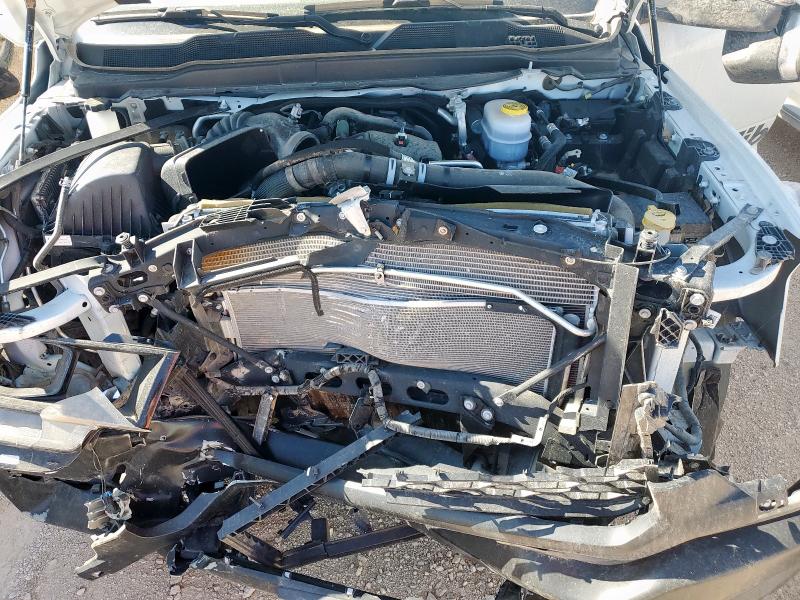 3C7WRTCJ5RG187690 - 2024 RAM 3500 Blanc photo 11