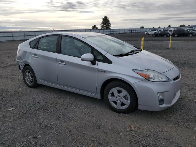JTDKN3DU3B0262784 - 2011 TOYOTA PRIUS SILVER photo 4