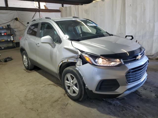 KL7CJPSB7JB666020 - 2018 CHEVROLET TRAX 1LT Grau Foto 4
