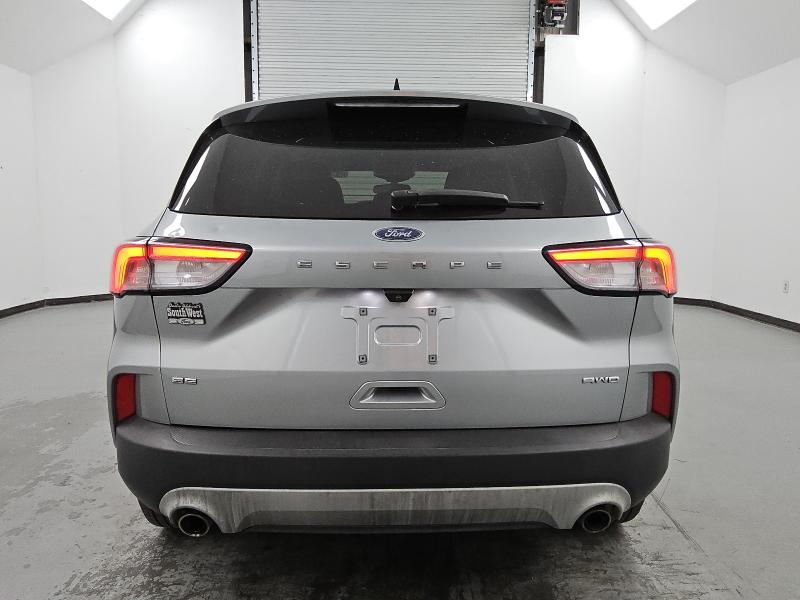1FMCU9G63NUA68336 - 2022 FORD ESCAPE SE SILVER photo 6