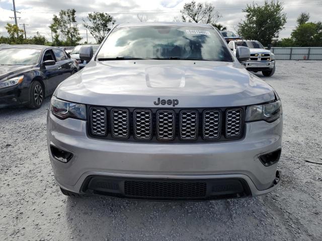 1C4RJFAG1MC770358 - 2021 JEEP GRAND CHER LAREDO SILVER photo 5