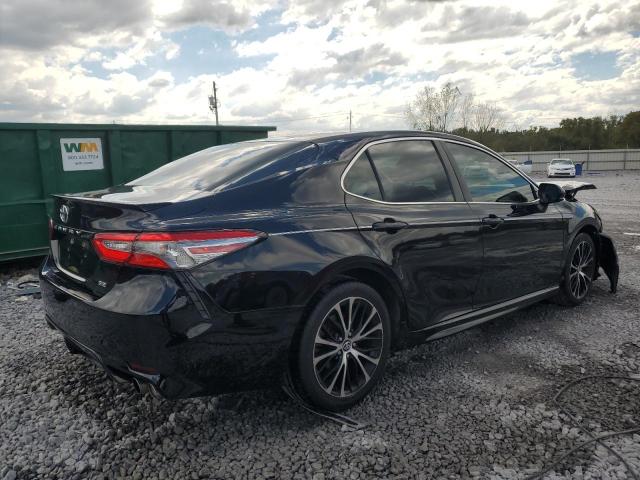 4T1B11HK0JU608057 - 2018 TOYOTA CAMRY L შავი ფოტო 3