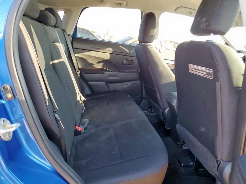 4A4AP3AWXFE028915 - 2015 MITSUBISHI OUTLANDER ES BLUE photo 10