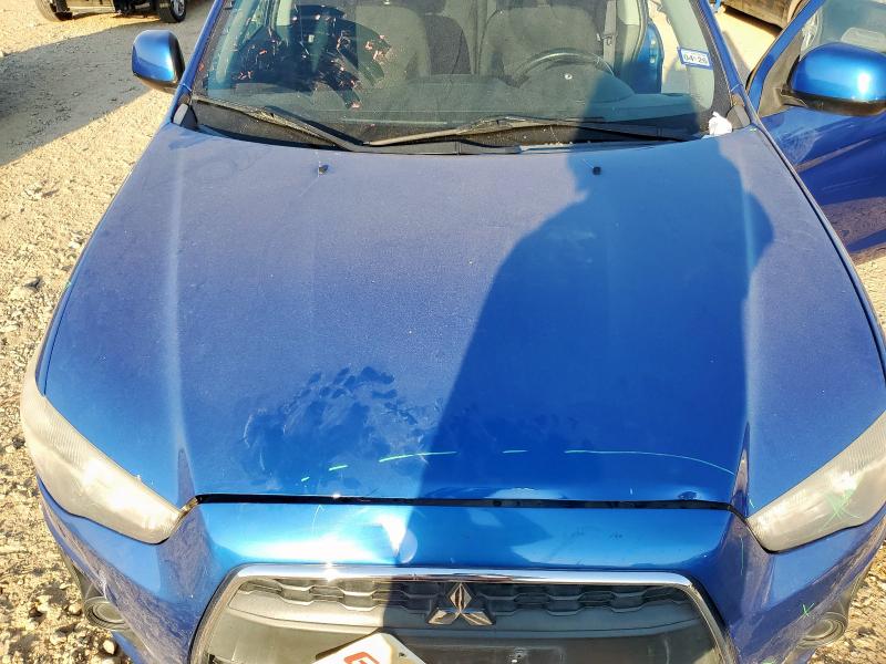 4A4AP3AWXFE028915 - 2015 MITSUBISHI OUTLANDER ES BLUE photo 11