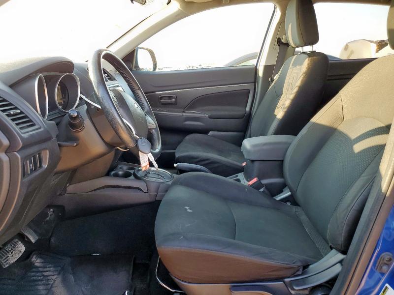 4A4AP3AWXFE028915 - 2015 MITSUBISHI OUTLANDER ES BLUE photo 7