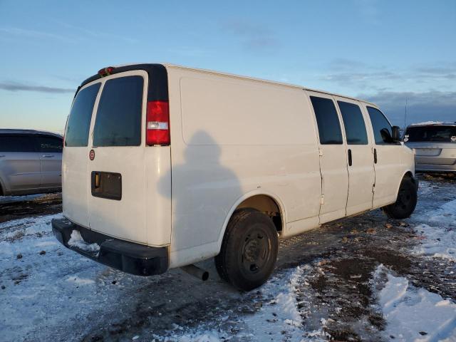 1GCHG39C181228608 - 2008 CHEVROLET EXPRESS G3 WHITE photo 3