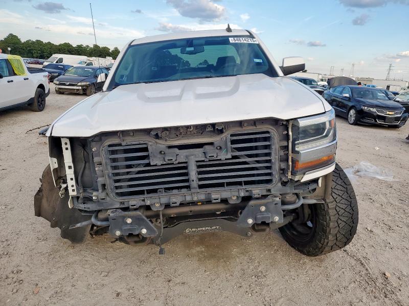 3GCPCREH7HG232224 - 2017 CHEVROLET SILVERADO C1500 LT WHITE photo 5