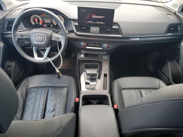 WA1BAAFY8M2129438 - 2021 AUDI Q5 PREMIUM PLUS WHITE photo 8