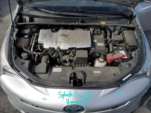 JTDKARFU1H3542285 - 2017 TOYOTA PRIUS 银色 照片 11