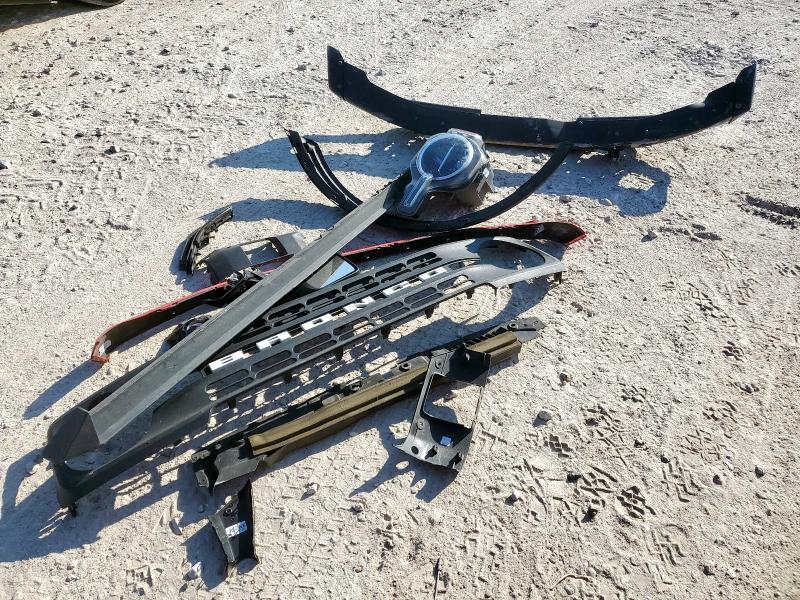 1FMEE5BP8NLB46923 - 2022 FORD BRONCO BASE RED photo 13