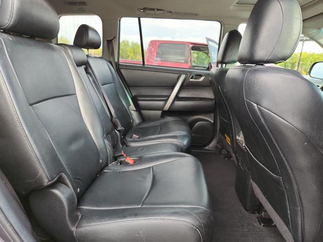 5TDBK3EH2DS210671 - 2013 TOYOTA HIGHLANDER BASE Մոխրագույն լուսանկար 11