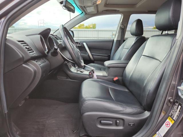 5TDBK3EH2DS210671 - 2013 TOYOTA HIGHLANDER BASE Մոխրագույն լուսանկար 7