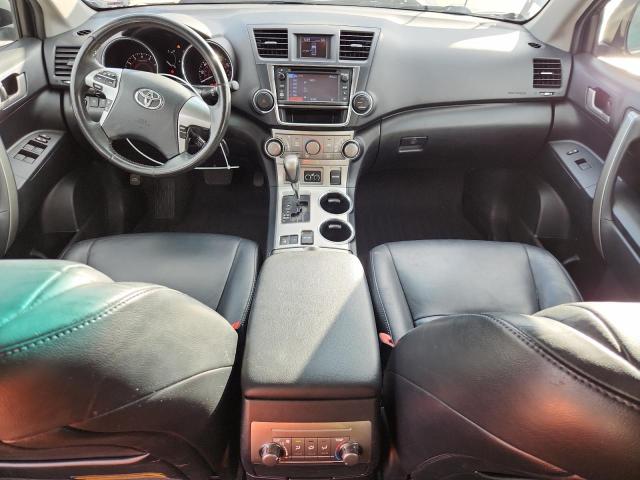 5TDBK3EH2DS210671 - 2013 TOYOTA HIGHLANDER BASE Մոխրագույն լուսանկար 8