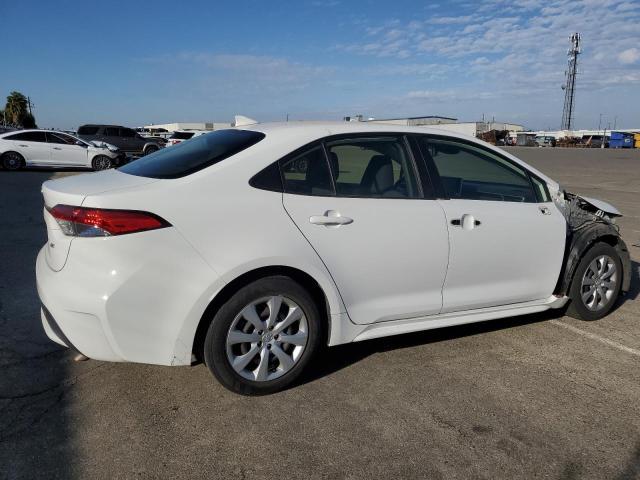 JTDEPRAEXLJ039080 - 2020 TOYOTA COROLLA LE WHITE photo 3