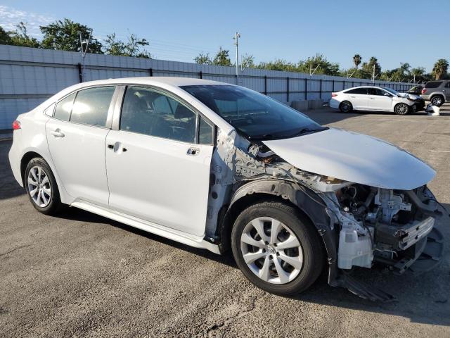 JTDEPRAEXLJ039080 - 2020 TOYOTA COROLLA LE WHITE photo 4