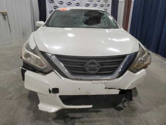 1N4AL3AP5HN329872 - 2017 NISSAN ALTIMA 2.5 WHITE photo 5