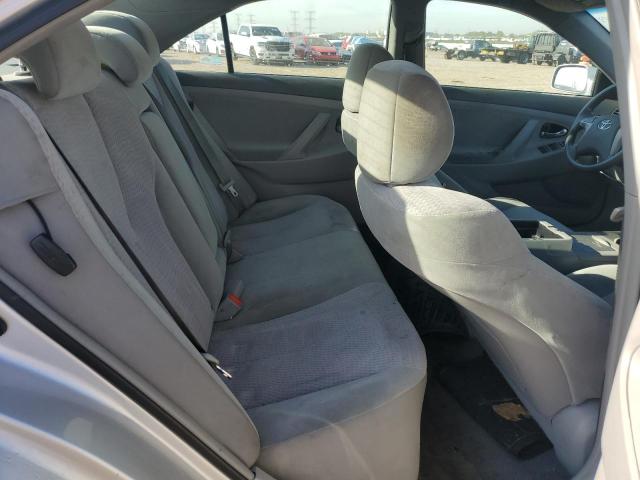 4T1BF3EKXBU666616 - 2011 TOYOTA CAMRY BASE SILVER photo 10