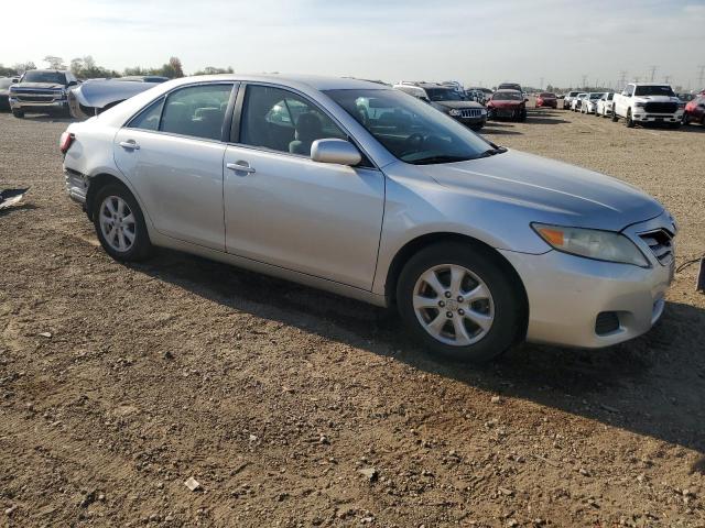 4T1BF3EKXBU666616 - 2011 TOYOTA CAMRY BASE SILVER photo 4