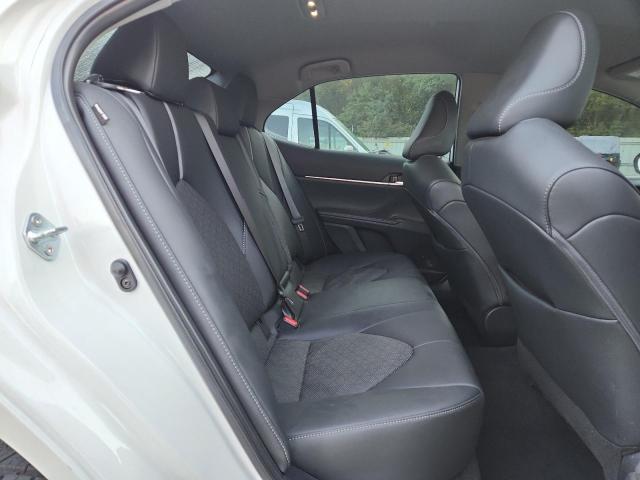 4T1K61AKXPU167574 - 2023 TOYOTA CAMRY XSE WHITE photo 10